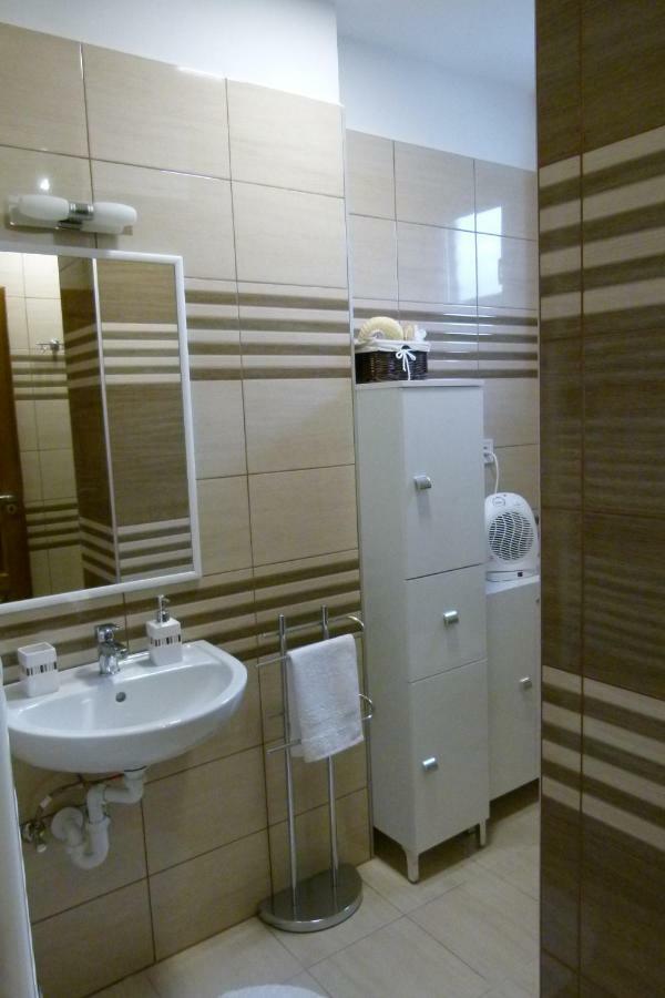 Wolf House Apartman Apartment Zalaegerszeg Luaran gambar