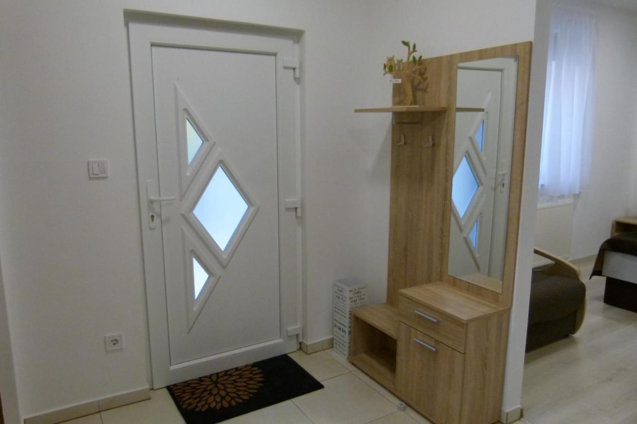 Wolf House Apartman Zalaegerszeg Luaran gambar