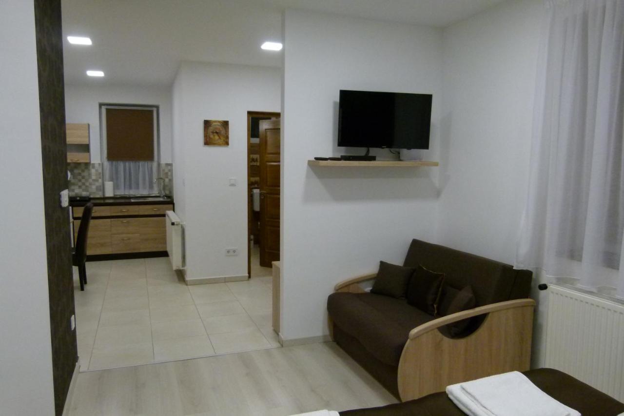 Wolf House Apartman Zalaegerszeg Luaran gambar